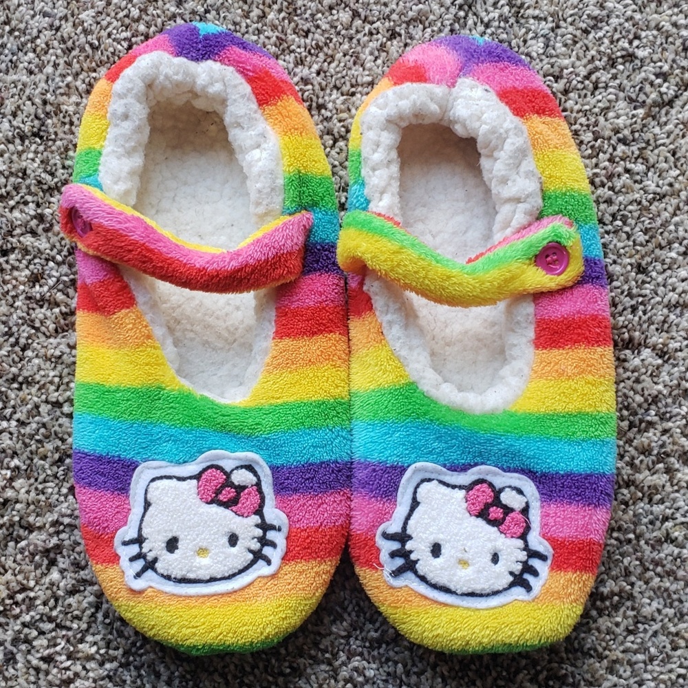 💔SOLD💔Hello Kitty House Slippers